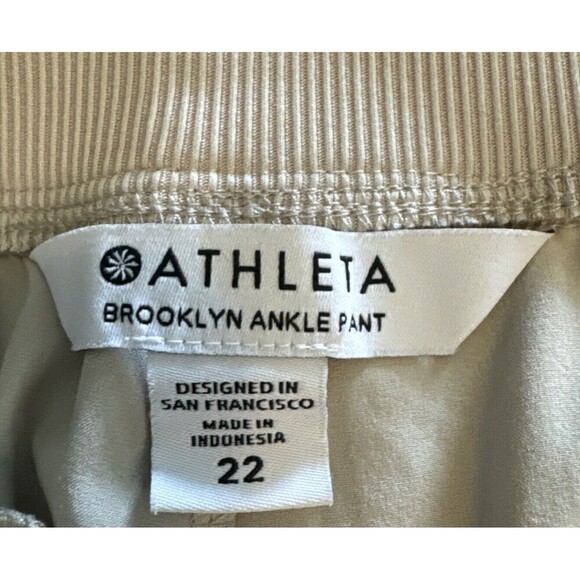 Athleta Brooklyn Ankle Pant Cream Lightweight Pockets Travel Stretch size 22 - Picture 4 of 10